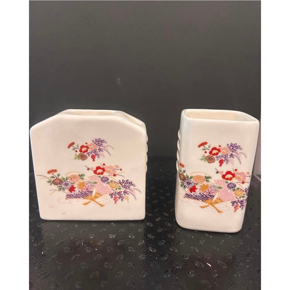 vintage ceramic bath set with  a colorful floral and fan motif - Miyako style